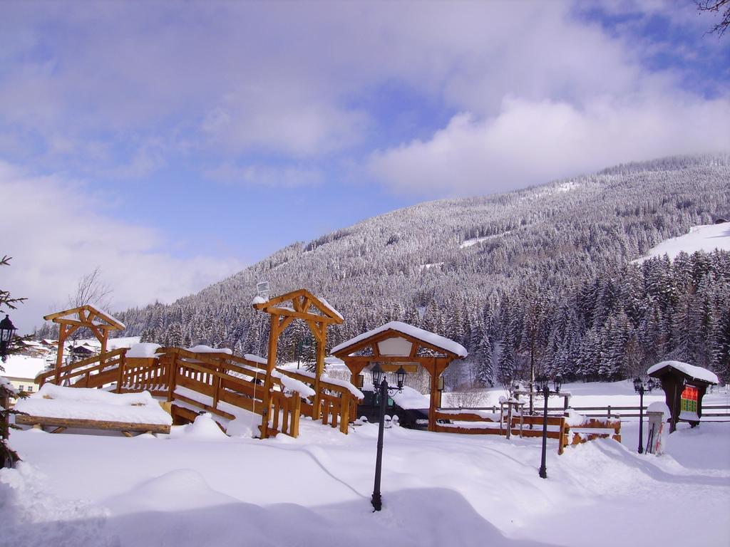 Familiengaestehaus Ingrid Sankt Martin am Tennengebirge Ngoại thất bức ảnh