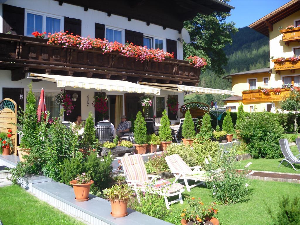 Familiengaestehaus Ingrid Sankt Martin am Tennengebirge Phòng bức ảnh