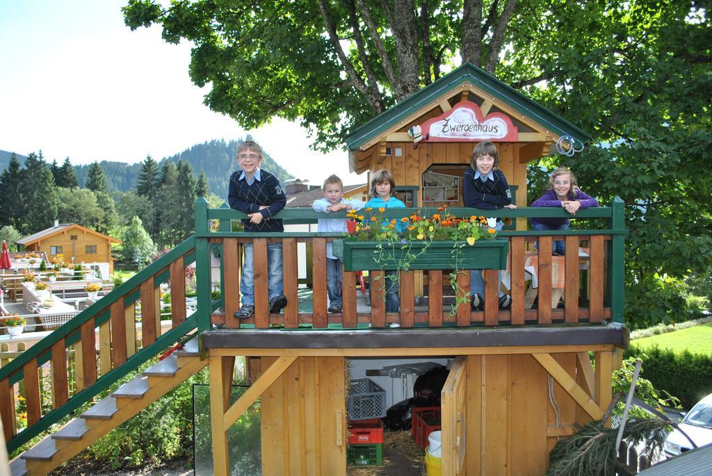 Familiengaestehaus Ingrid Sankt Martin am Tennengebirge Ngoại thất bức ảnh